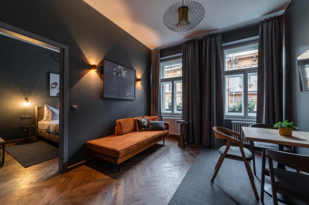 The Viaduct - Suites & More Prag Eksteriør billede
